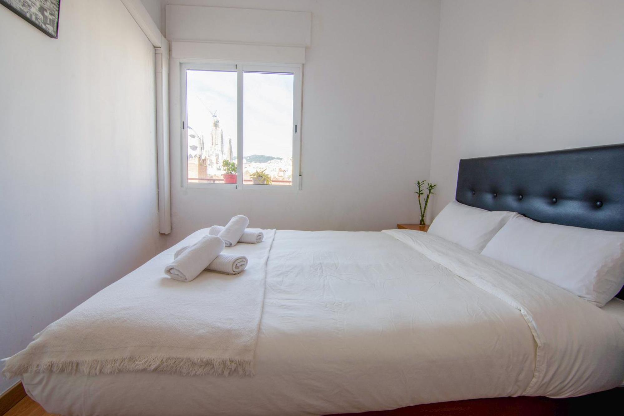 Apartament Sagrada Familia Барселона Екстериор снимка